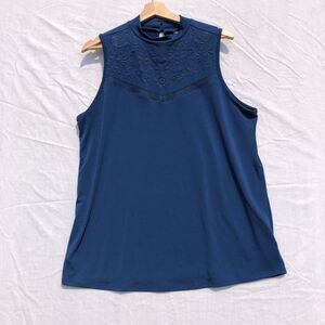 Torrid Blue Sleeveless Top Size 1 Embroidered Flowers Polyester